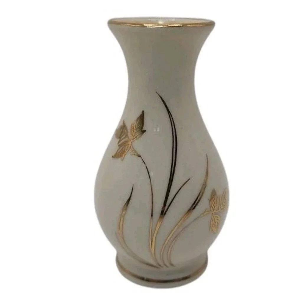 Kerafina Porzellan Vase KPM Bavaria Germany‎ Cream Gold Trim Leaves